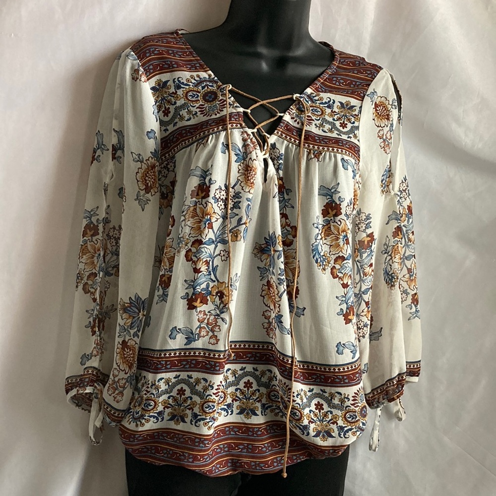Maurices Floral Print Long Sleeves Blouse Size Small